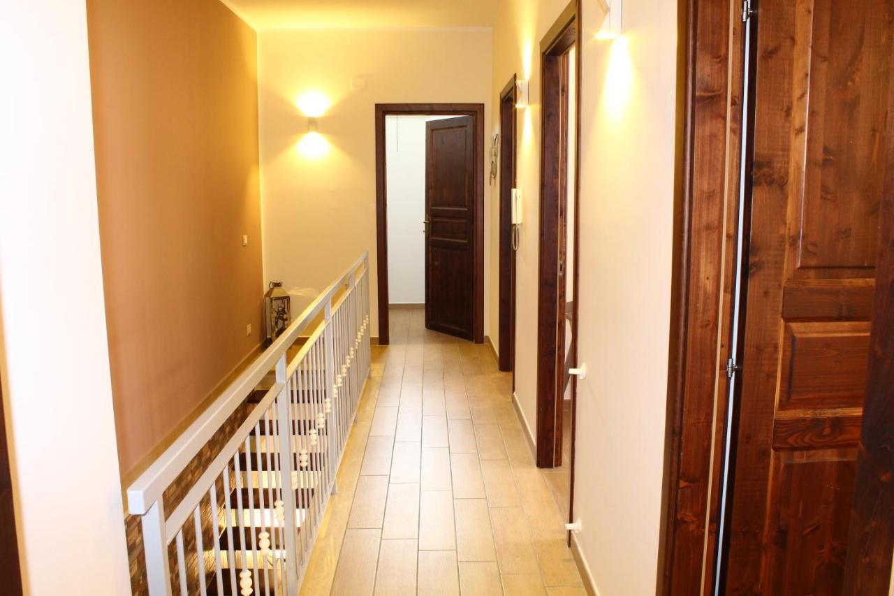 Villa Marchele Карини Екстериор снимка